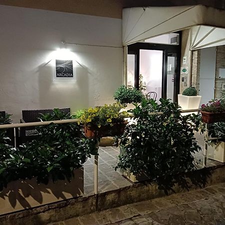 Hotel Arcadia Ματσεράτα Εξωτερικό φωτογραφία