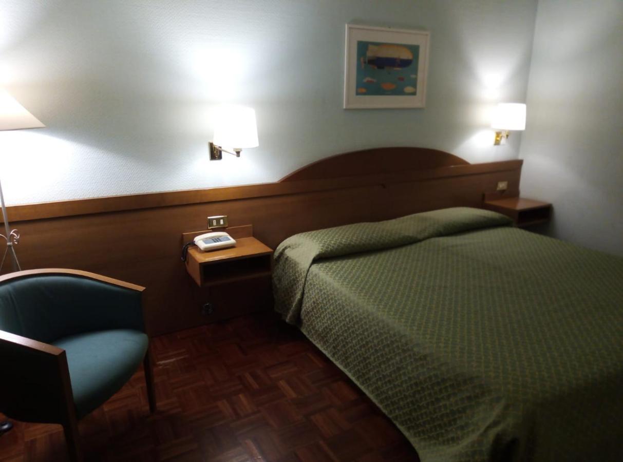 Hotel Arcadia Ματσεράτα Εξωτερικό φωτογραφία