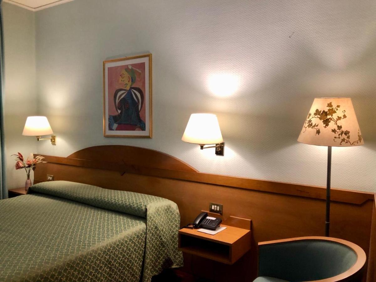 Hotel Arcadia Ματσεράτα Εξωτερικό φωτογραφία