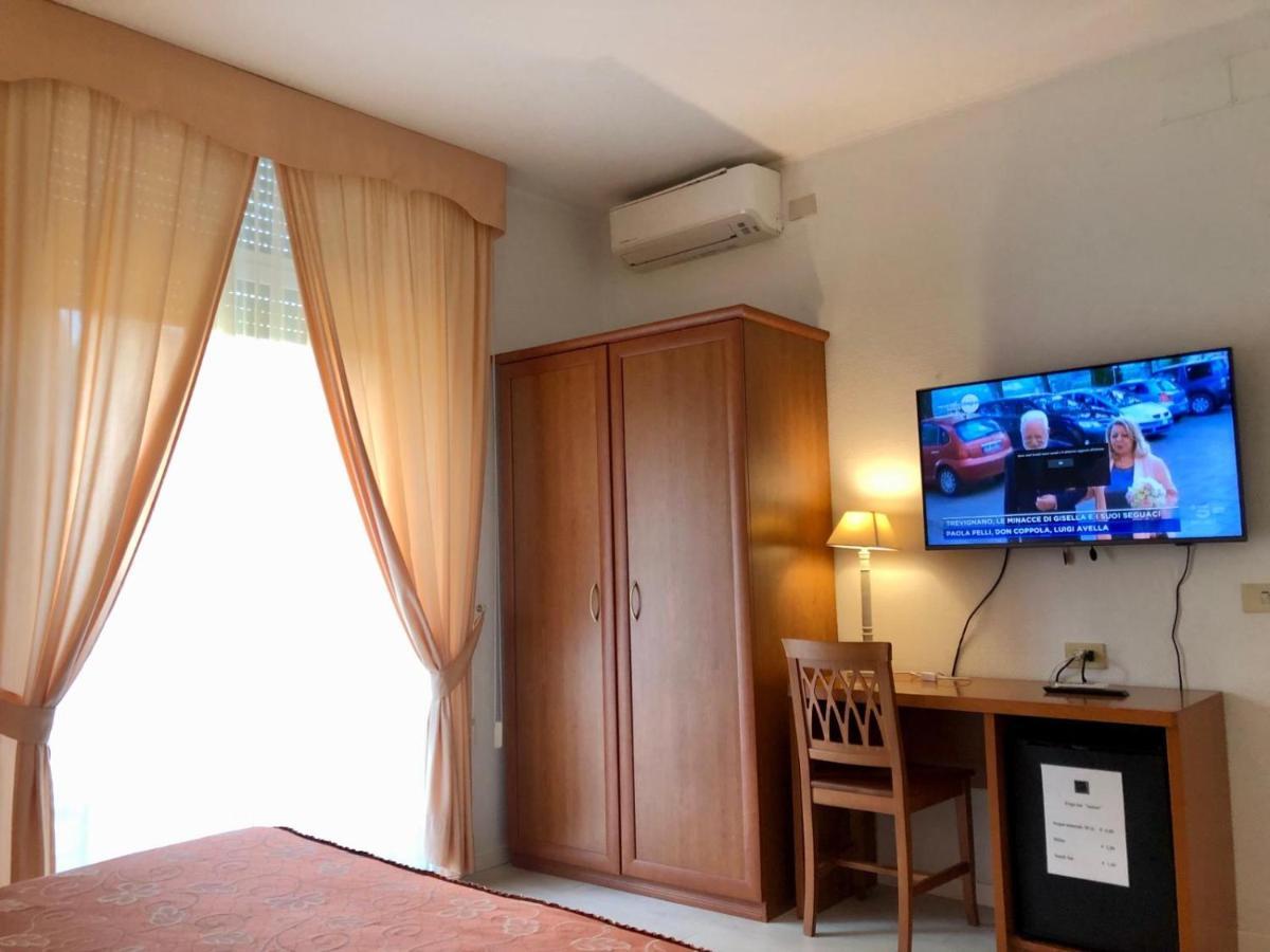 Hotel Arcadia Ματσεράτα Εξωτερικό φωτογραφία
