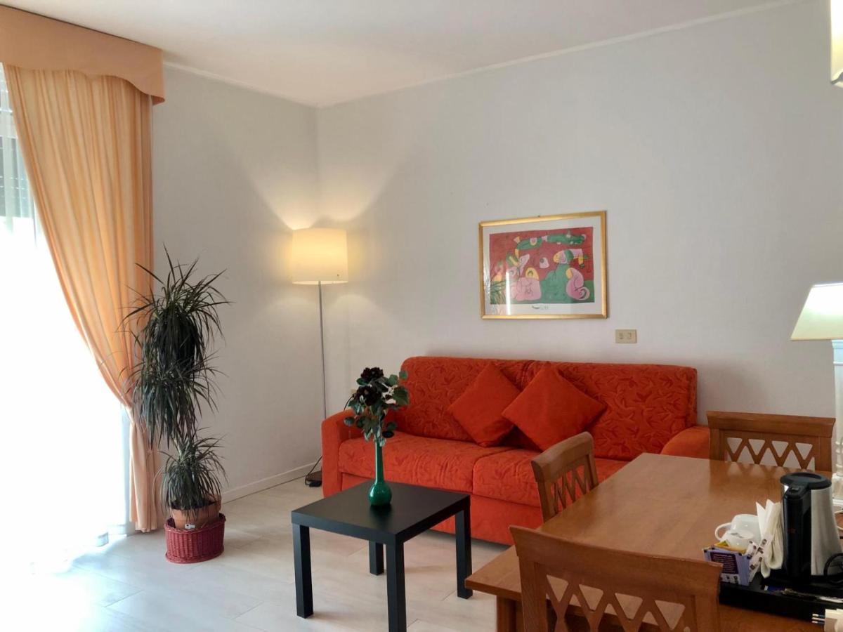 Hotel Arcadia Ματσεράτα Εξωτερικό φωτογραφία