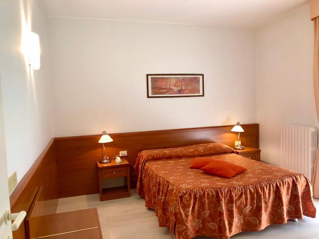 Hotel Arcadia Ματσεράτα Εξωτερικό φωτογραφία