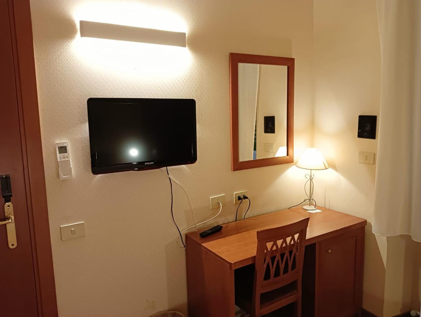 Hotel Arcadia Ματσεράτα Εξωτερικό φωτογραφία